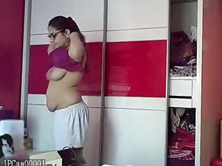xxx Doctor changes clothes Total 2 videos Part 1 video